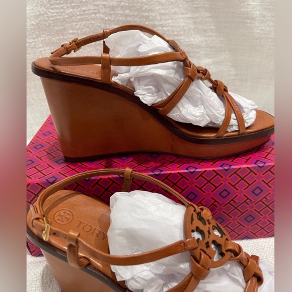 TORY BURCH Miller Wedge Sandals - Picture 9 of 11